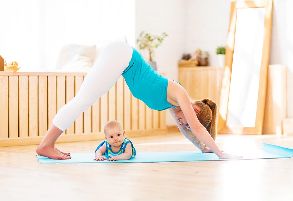 These Images Of A Mom Breastfeeding While Practicing Yoga Are